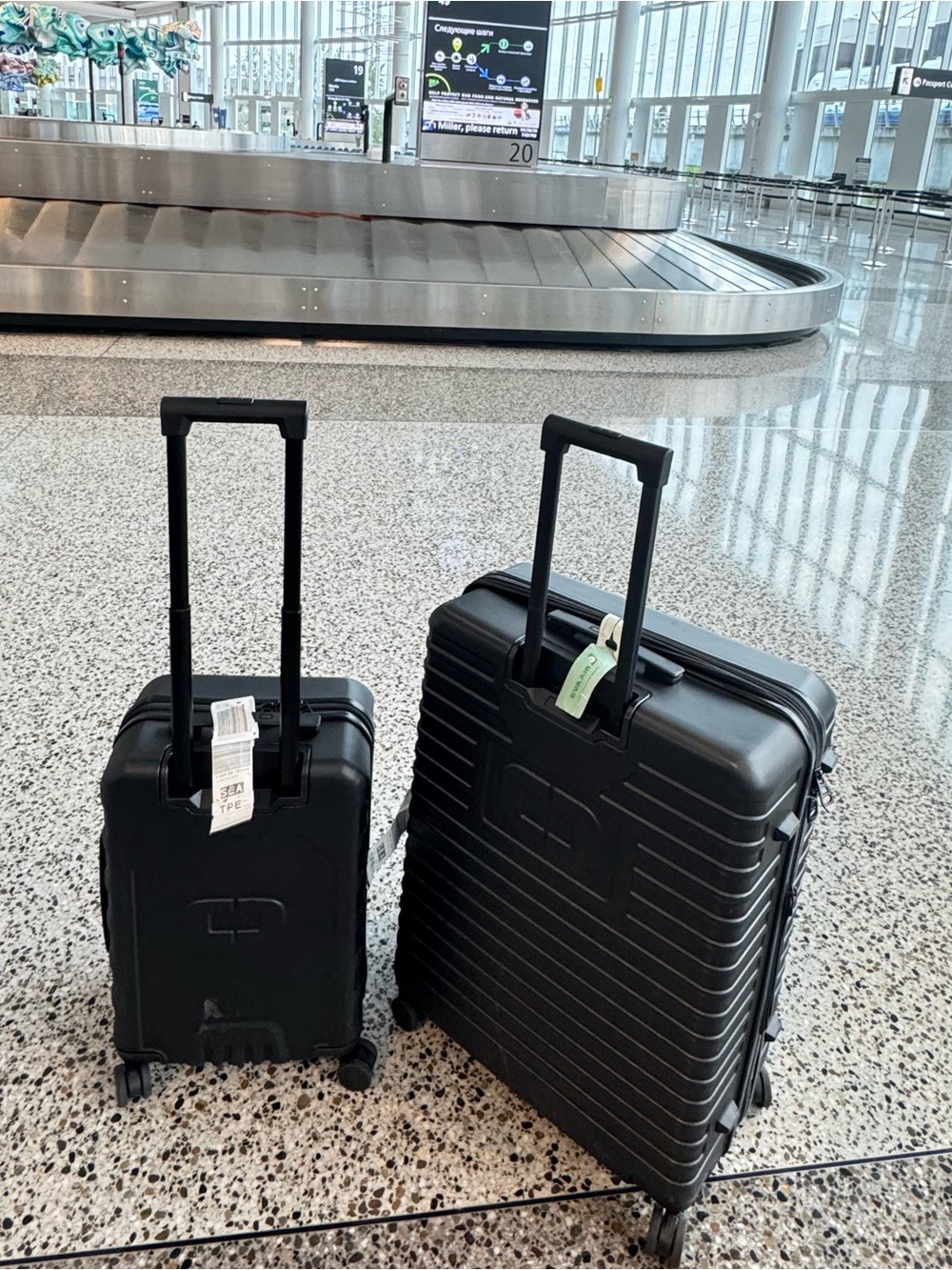 NWT OGIO Black Spinner Luggage